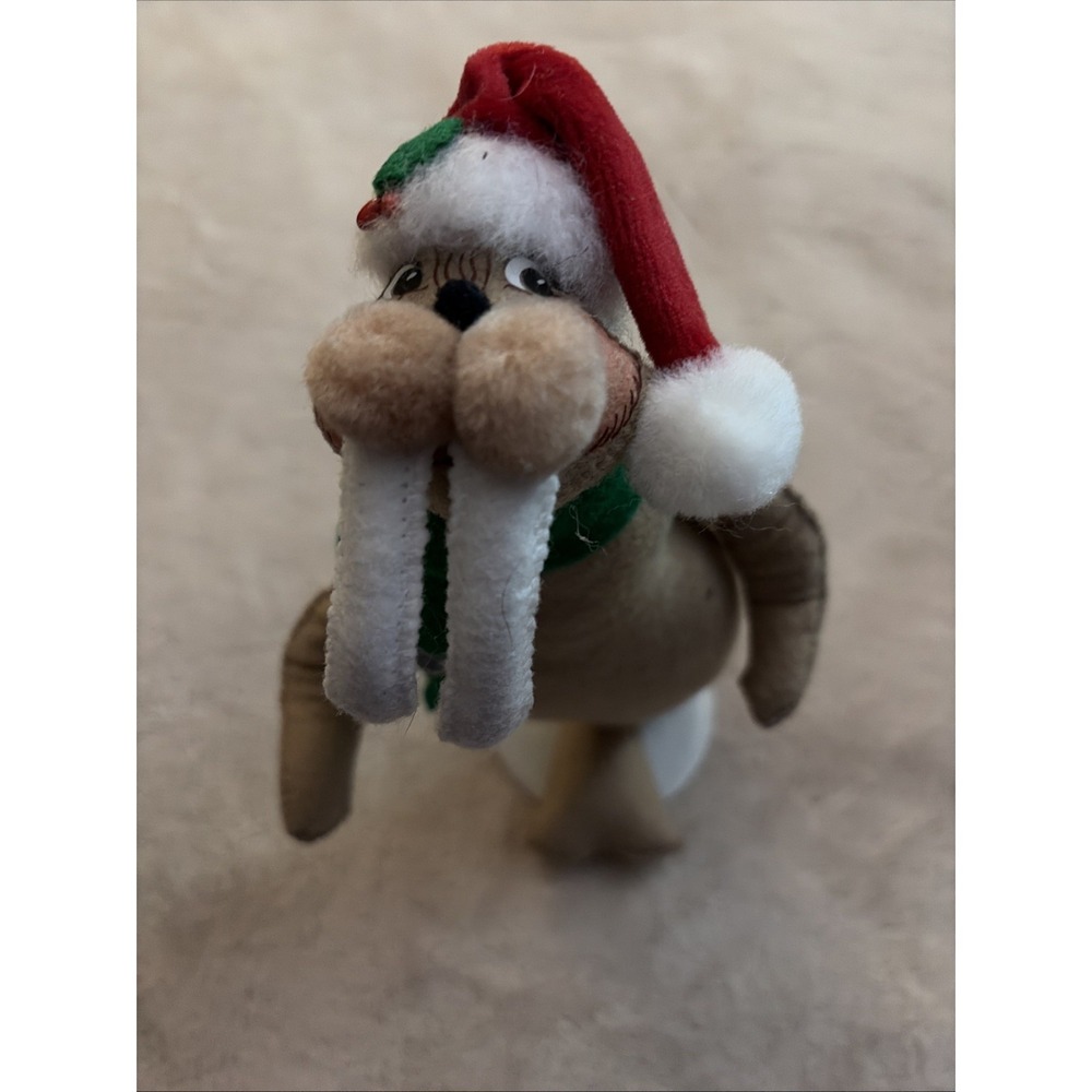 Annalee Holiday Retired Silver Sparkle Walrus #75113 8 In Plush Figure